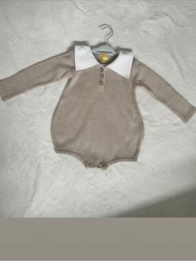 Bon’ Knit Neutral Knit Baby Romper with White Collar